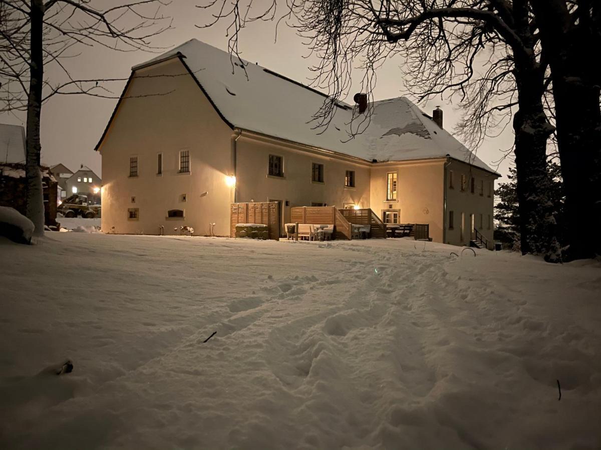 Farmhouse Eckartsberg Im Zittauer Gebirge - Ferienwohnung Mit 2 Schlafzimmern, Terrasse Und Wallbox Mittelherwigsdorf Eksteriør billede